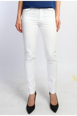 Pantalon slim blanc accessoires clous