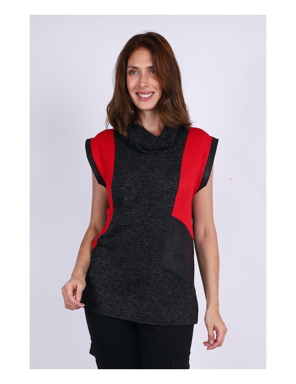 Pull col roulé sans manches rouge et anthracite en maille chaude